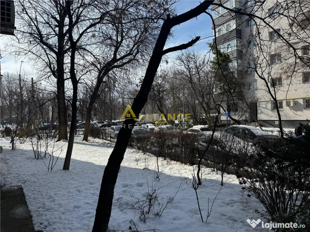 Bld. Tineretului Ap 2 cam Et 7 din 10 bloc 1981