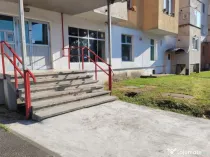 Spațiu comercial, 119 mp, vitrină stradală, zona Hotvon