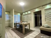 Apartament 3 camere, 60mp, 2 balcoane, etaj intermediar, Som