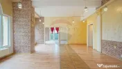 Spațiu comercial reprezentativ – Central, Brașov | Pa... 
