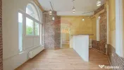 Spațiu comercial reprezentativ – Central, Brașov | Pa... 
