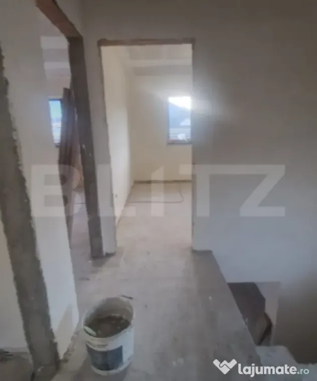 Casa 4 camere, 133 mp, zona Sacele