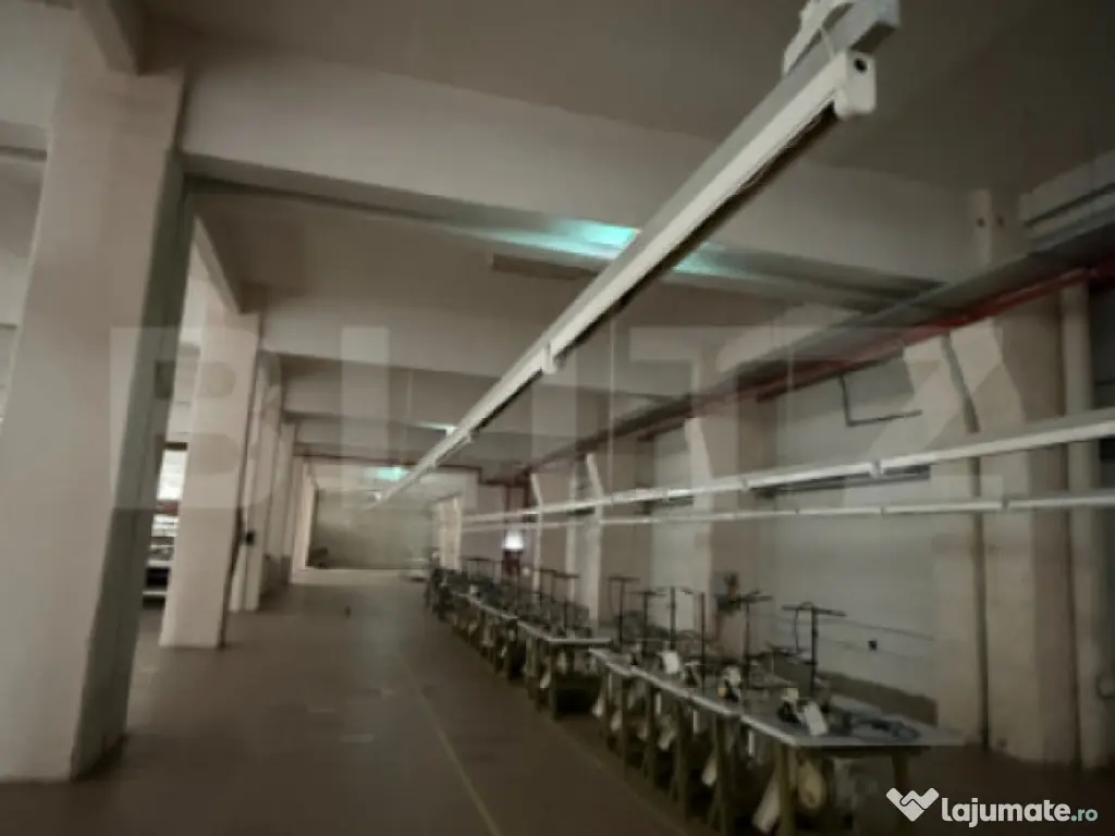 Hala cu inaltime generoasa, parter, acces asfalt
