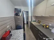 Resita, 2 Cam. Cf. 1 Mobilat Utilat, Et. 1, Micro 1 