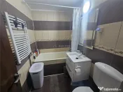 Resita, 2 Cam. Cf. 1 Mobilat Utilat, Et. 1, Micro 1 