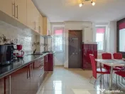 Comision zero! Apartament cu 3 camere, Grivitei, vedere p... 