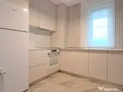 Apartament mobilat lux, la cheie, parcare Floresti zona Terra 
