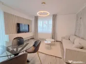 Apartament mobilat lux, la cheie, parcare Floresti zona Terra 