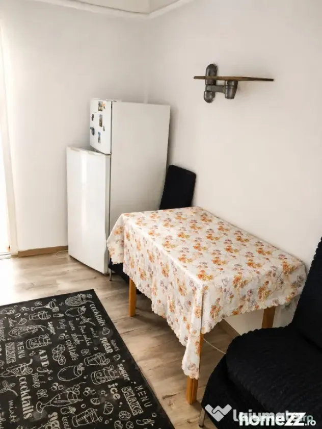Apartament cu două camere zona Cetății
