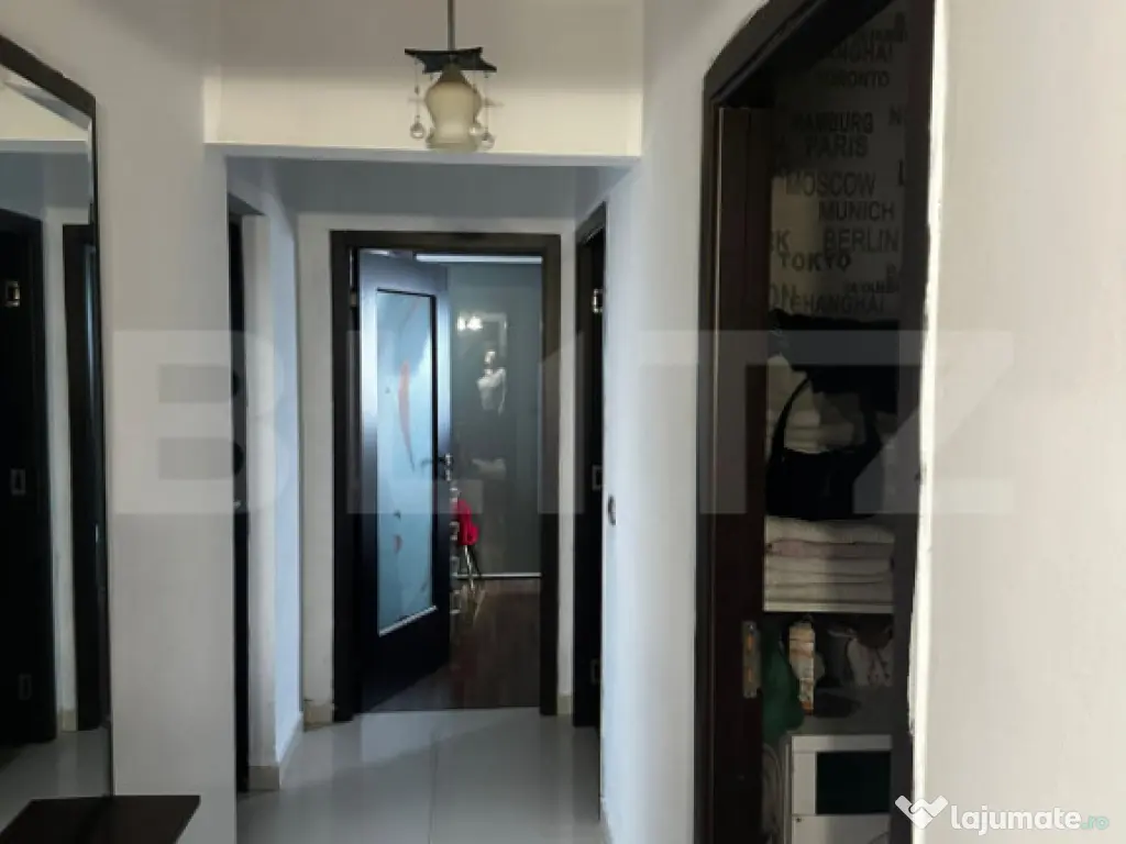 Apartament 3 camere, 66 mp, dressing, etaj intermediar, parc