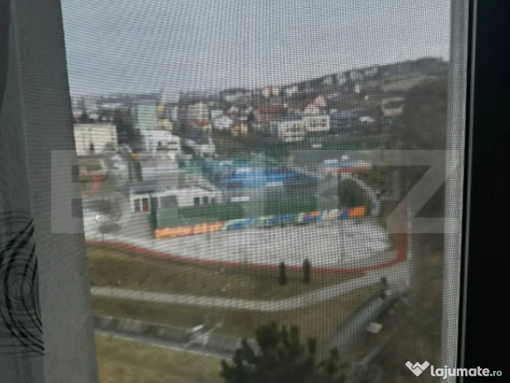 Apartament 3 camere, 66 mp, dressing, etaj intermediar, parc