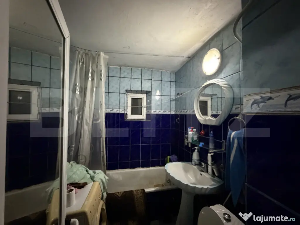 Apartament 2 camere decomandat, zona Mall