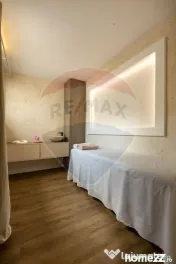 Spatiu nou, modern pt cosmetica 