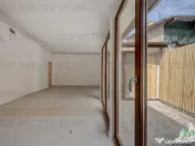 Spatiu comercial ideal bistro/cafenea cu 10 mp curte langa P 