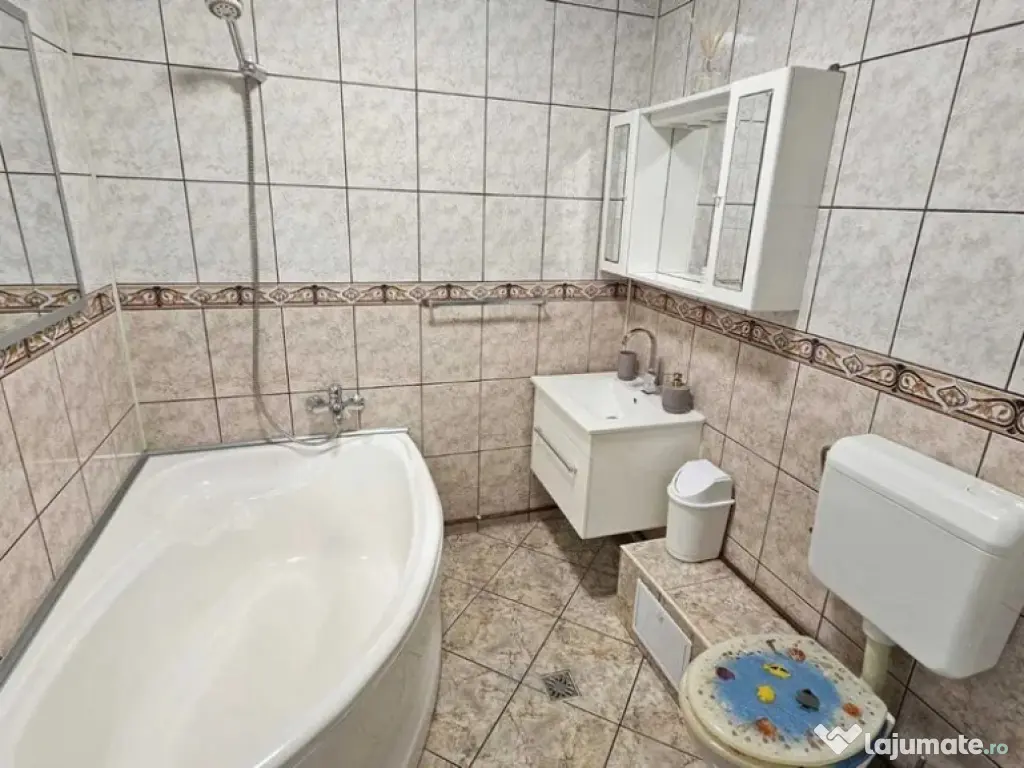 Apartament cu 2 camere 50 mp, loc de parcare inclus, situat