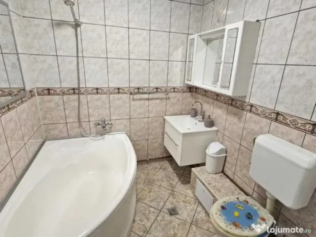 Apartament cu 2 camere 50 mp, loc de parcare inclus, situat