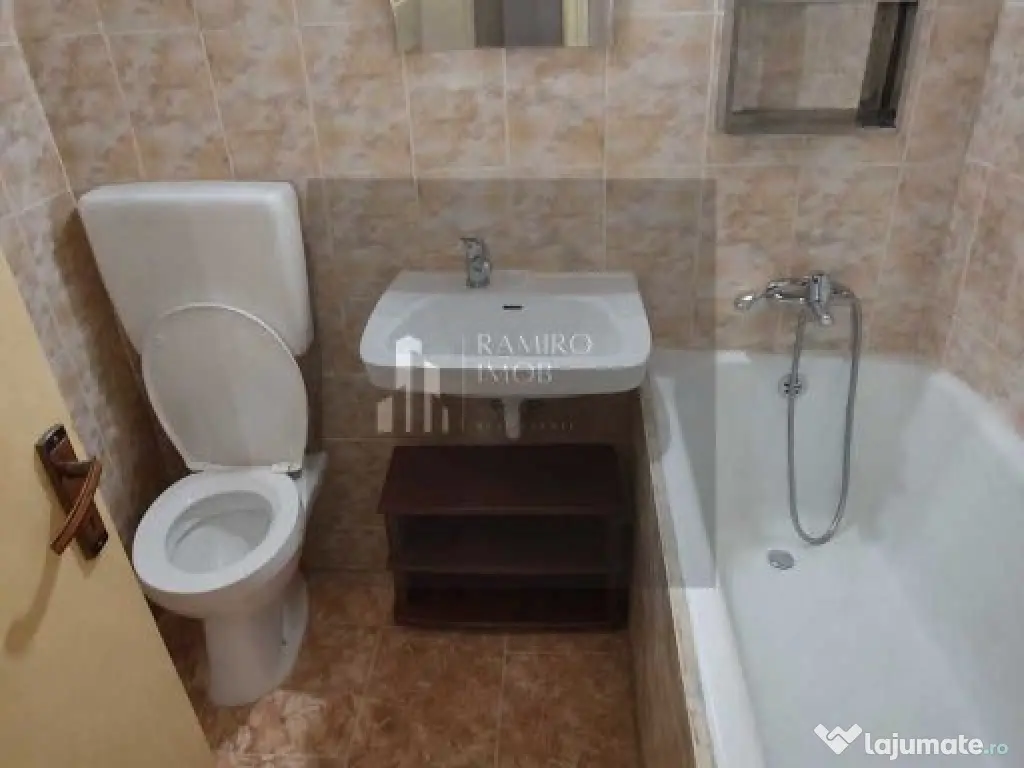 APARTAMENT 2 CAMERE, SECTOR 4 ZONA APARATORII PATRIEI