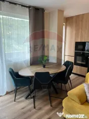 Apartament 3 camere de inchiriat 