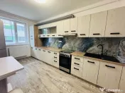 Metrou Berceni 2 camere 64mp plus curte 100mp 