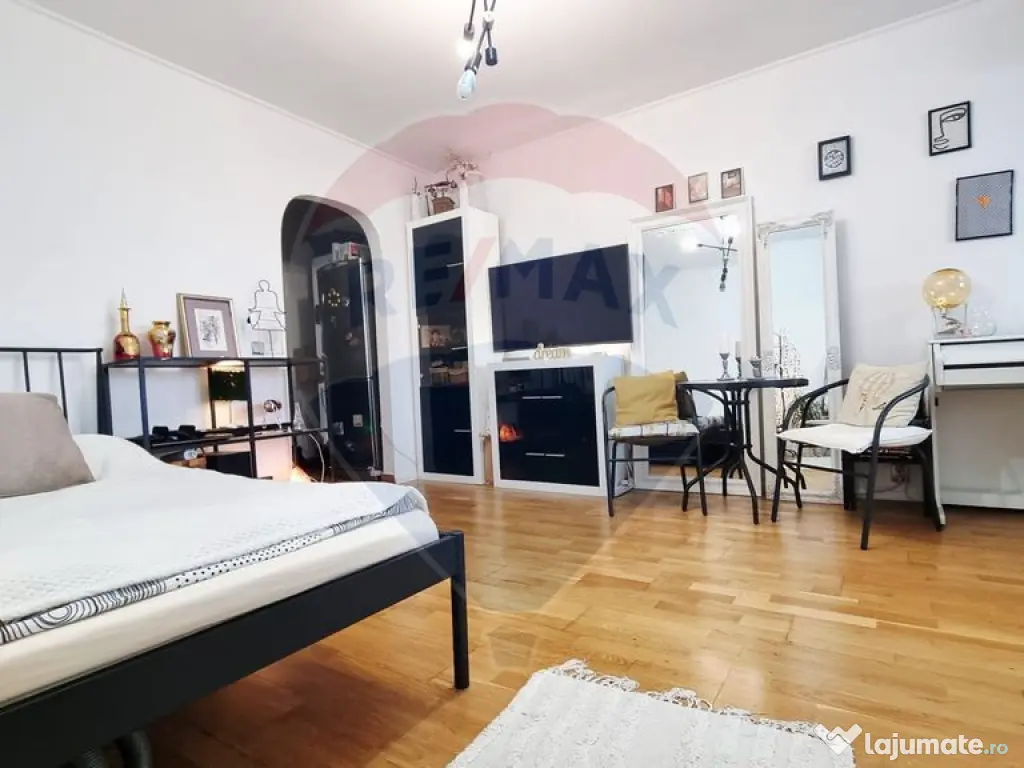 Garsoniera de vânzare metrou Costin Georgian