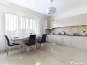 Casa LA CHEIE cu 5 camere si 4 bai, 200 mp, aproape de LIDL, 