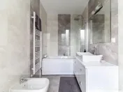 Casa LA CHEIE cu 5 camere si 4 bai, 200 mp, aproape de LIDL, 