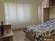 2 camere, decomandat, etaj 5 din 10, Bd.Unirii Sud -comision 