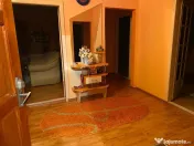Apartament 4 camere de vanzare, zona Lama 