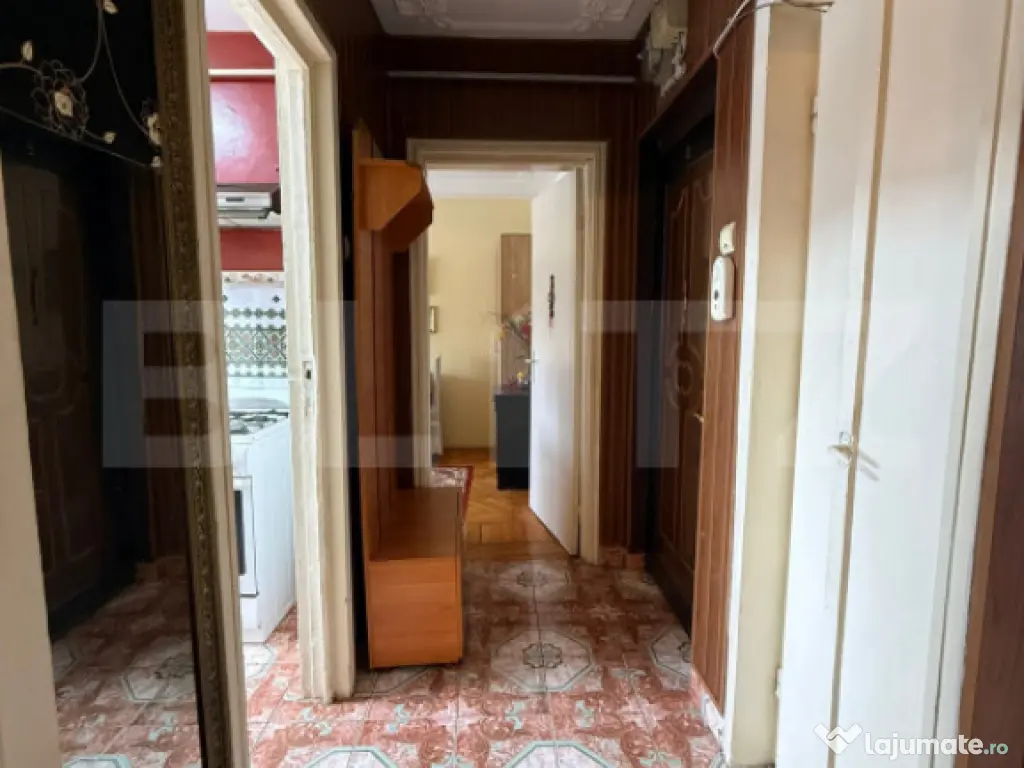 Apartament 3 camere, 54 mp, zona Tatarasi