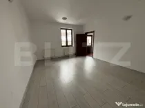 Spațiu de închiriat 2 camere cu balcon privat, Centru Civi