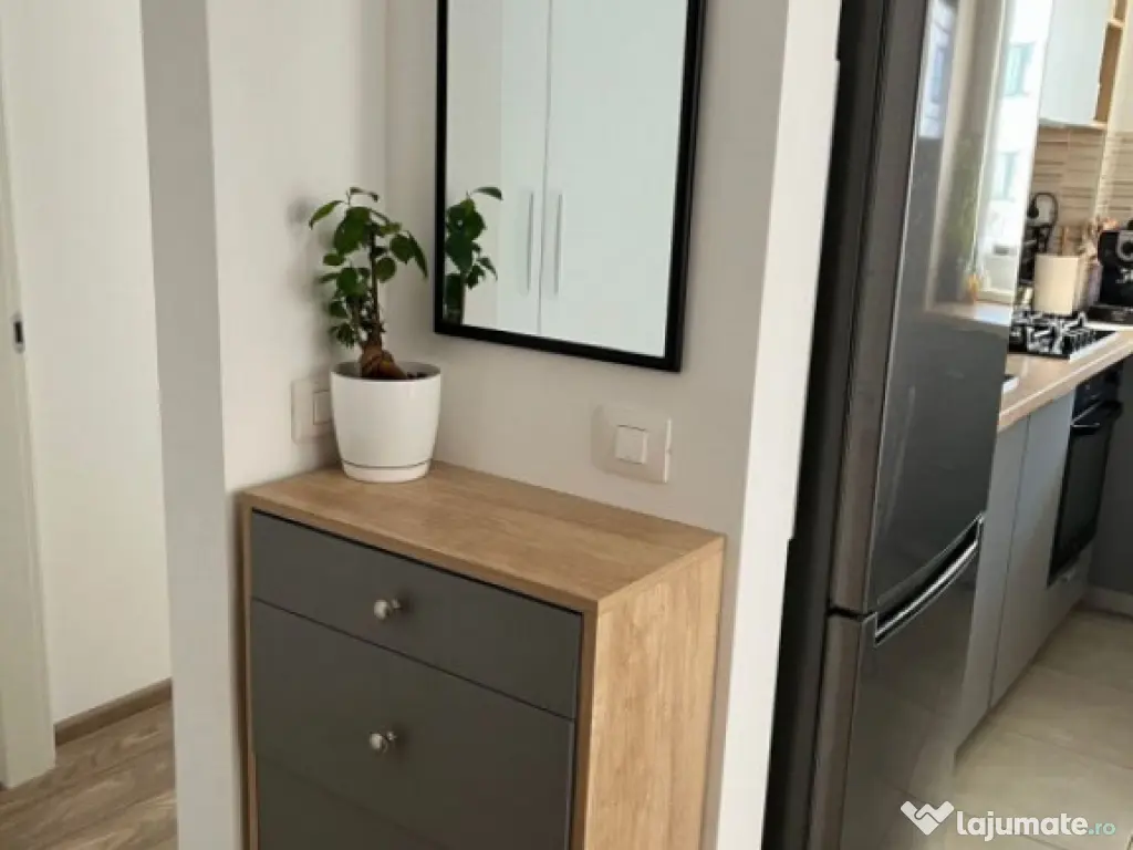 Apartament de 2 camere ( 69 MP )-Tractorul