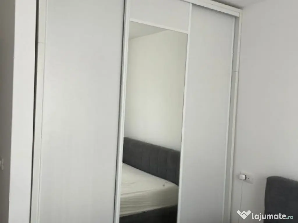 Apartament de 2 camere ( 69 MP )-Tractorul