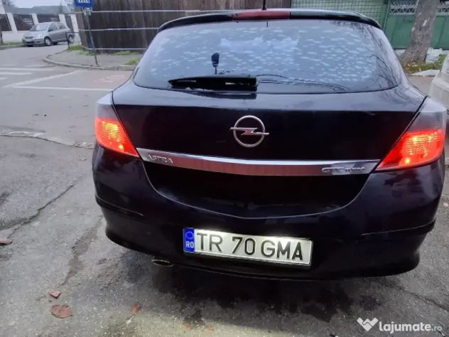 Opel Astra H GTC Turbo Coupe 1.6 Benzina 180 cp cod motor Z16LET același motor de pe Corsa Opc.