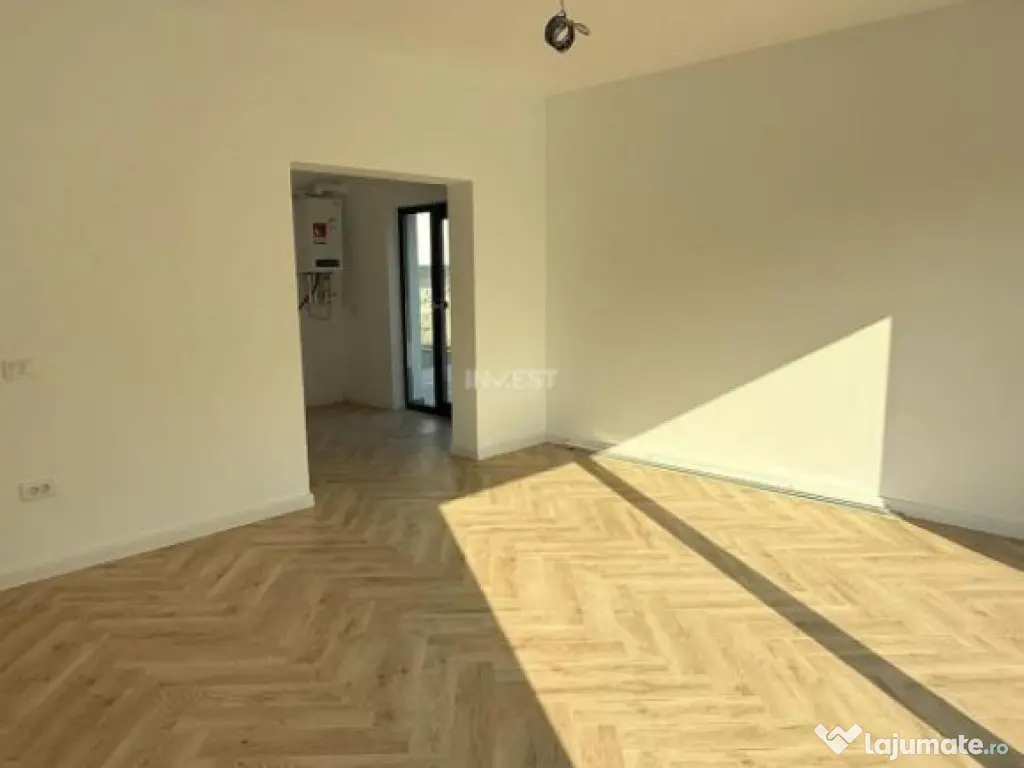 CASA INDIVIDUALA, 4 CAMERE, 2 BAI SI POD, MALL MOLDOVA, COMI