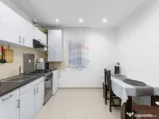 Apartament 3 camere Ared Uta 