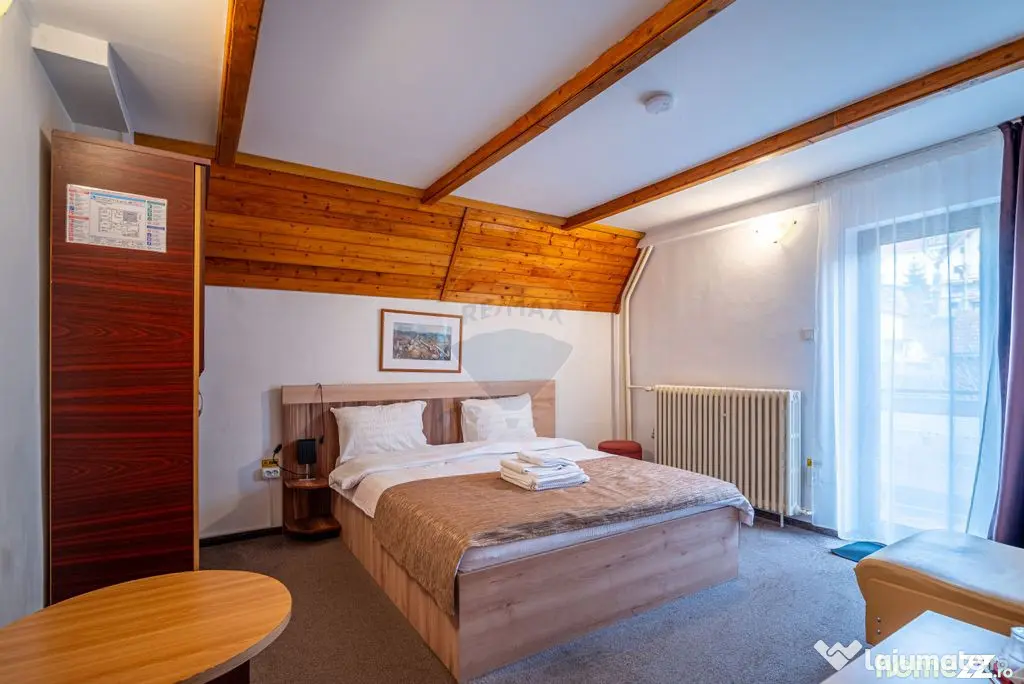 Apartament Busteni – Etaj Integral Vilă – 4 Camere