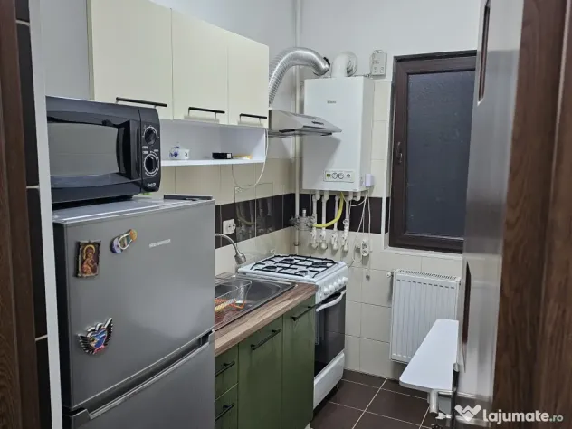 Garsonieră de închiriat–34mp, complet mobilată și utilată, Metalurgiei