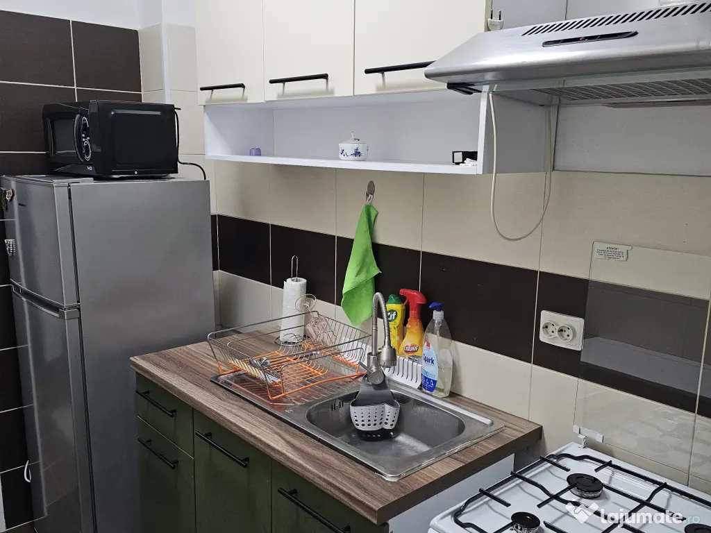 Garsonieră de închiriat–34mp, complet mobilată și utilată, Metalurgiei