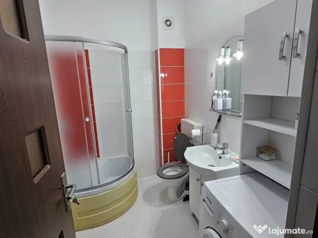 Garsonieră de închiriat–34mp, complet mobilată și utilată, Metalurgiei