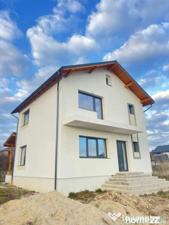 Casă nouă, design modern, teren 500 mp – liniște aproap - Tautii Magheraus (Maramures)