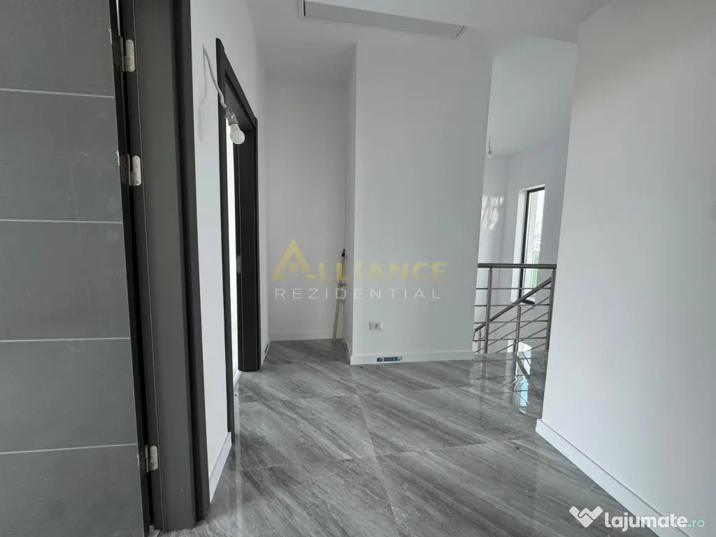 Teren 350mp - 4 Camere 3 Bai- Berceni - Gata de mutat