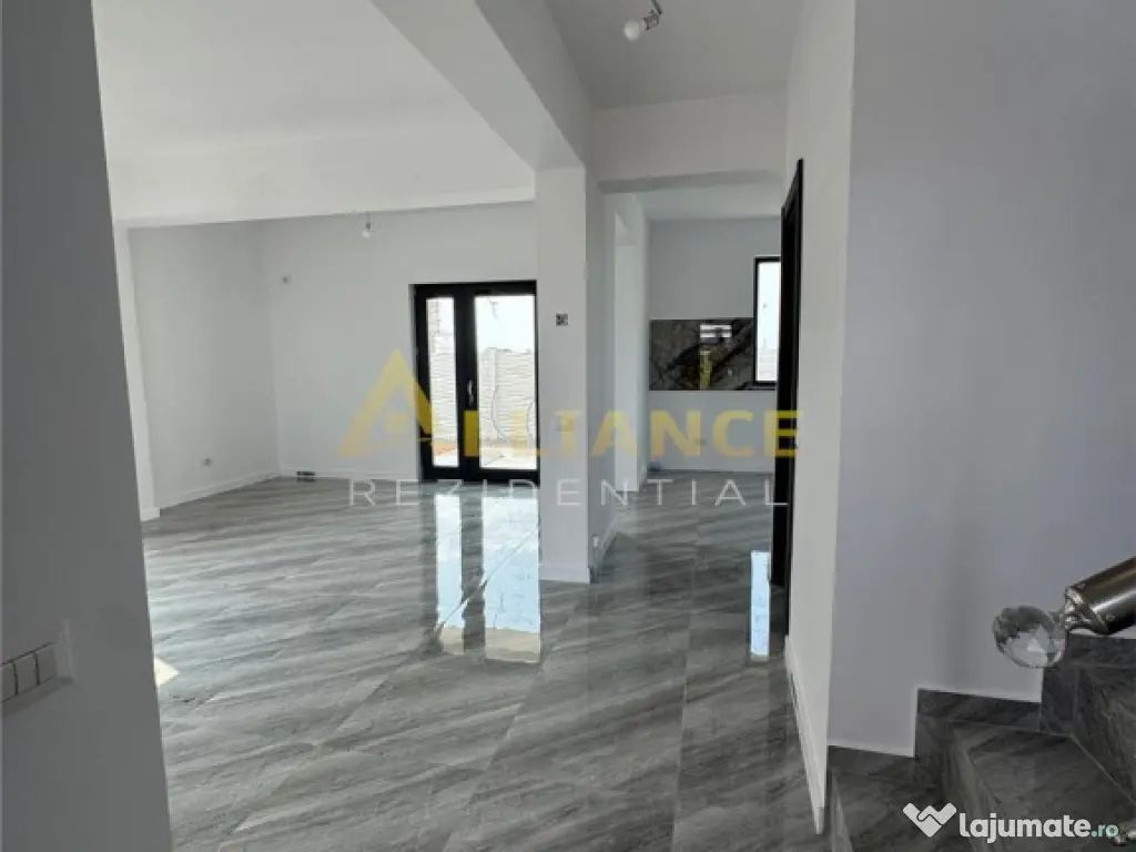 Teren 350mp - 4 Camere 3 Bai- Berceni - Gata de mutat