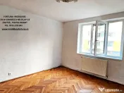 Apartament 3 camere decomandate,etaj 1,loc parcare si boxa,C.Romanului 