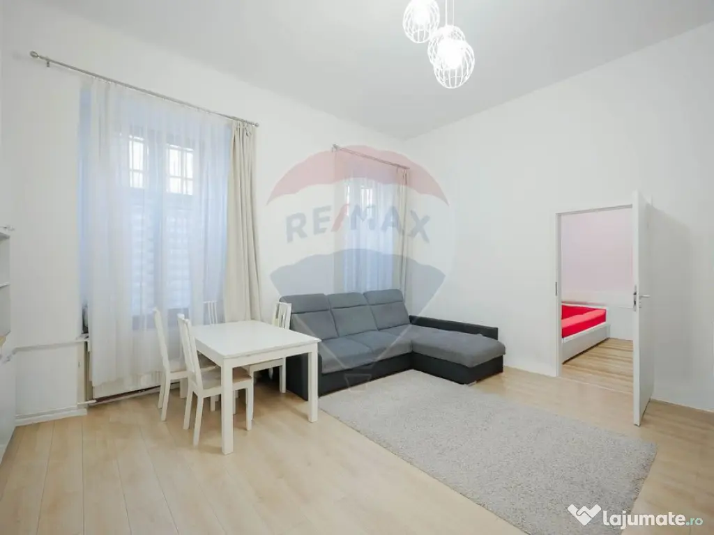Apartament cu 3 camere de vânzare, ultracentral