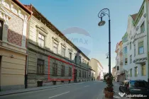 Apartament cu 3 camere de vânzare, ultracentral