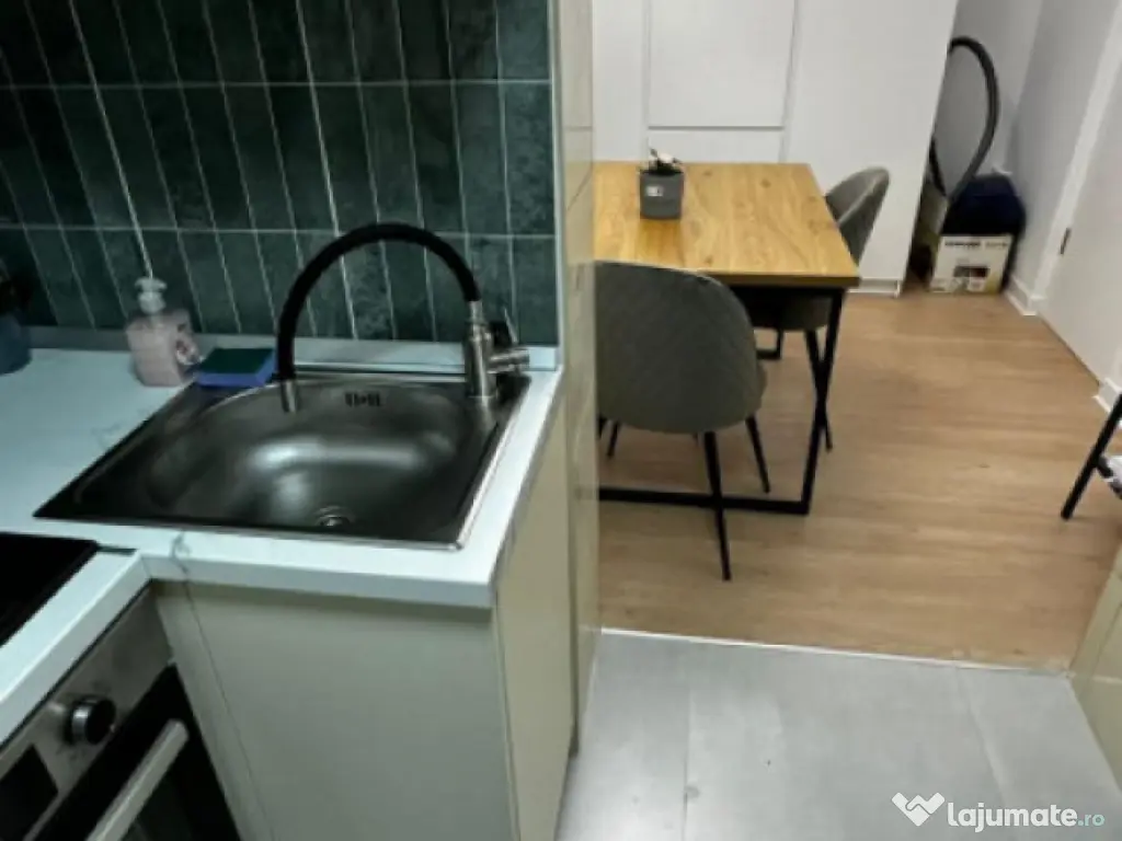 Studio in casa, `Bucurestii Noi