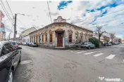 Apartament cu 3 Camere la Casă pe Strada I.L. Caragiale,... 
