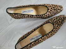 Pantofi din piele de ponei