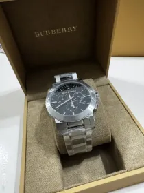 Ceas Burberry nou negociabil