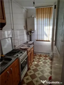 COLOSSEUM: Apartament 2 Camere Zona Gemenii...